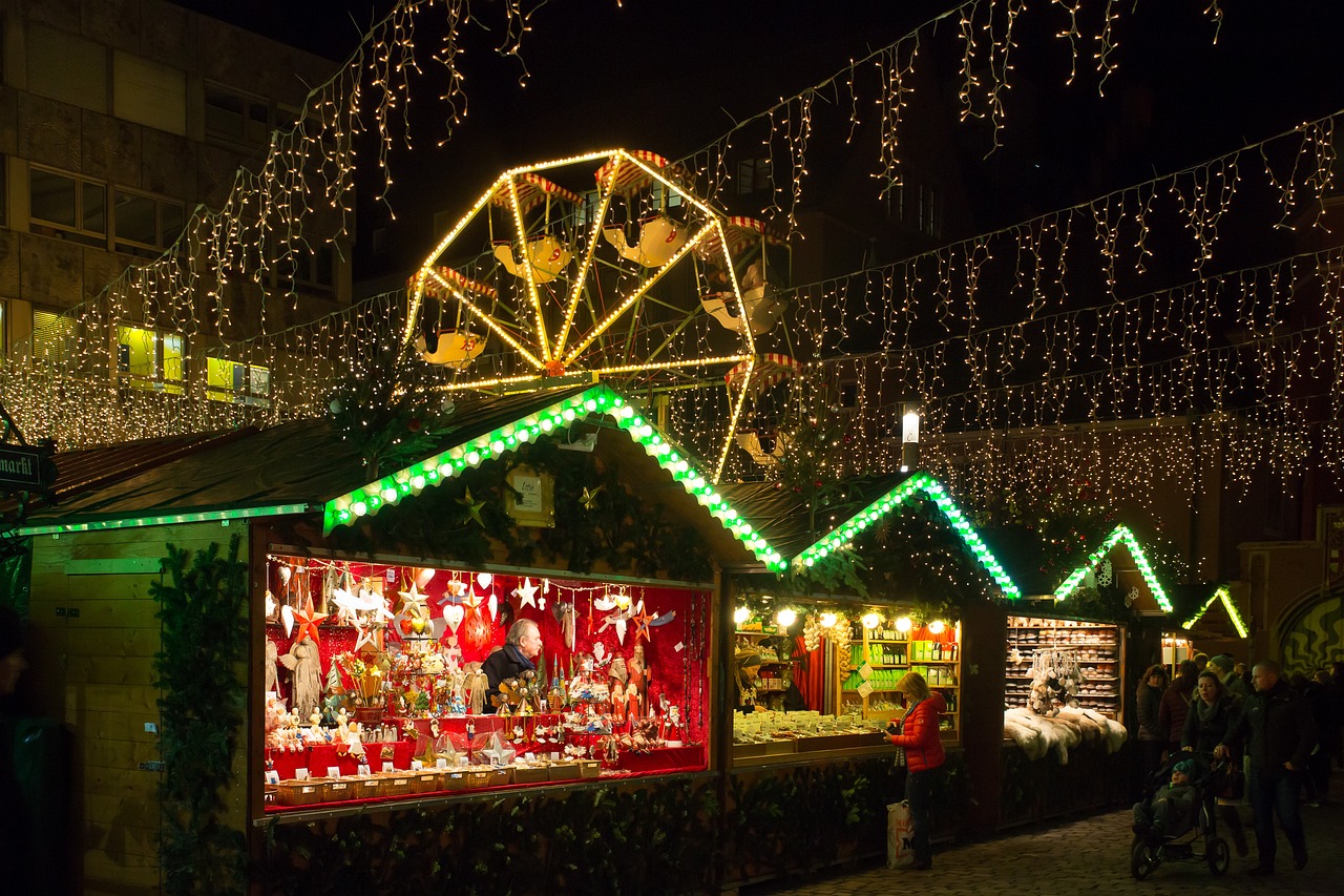 christmas market, buden, sales booth-1076400.jpg